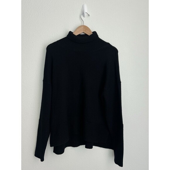 ICB New York Women Black Chunky Turtleneck Sweater Asymmetrical Hem 100% Wool XS - Picture 1 of 6